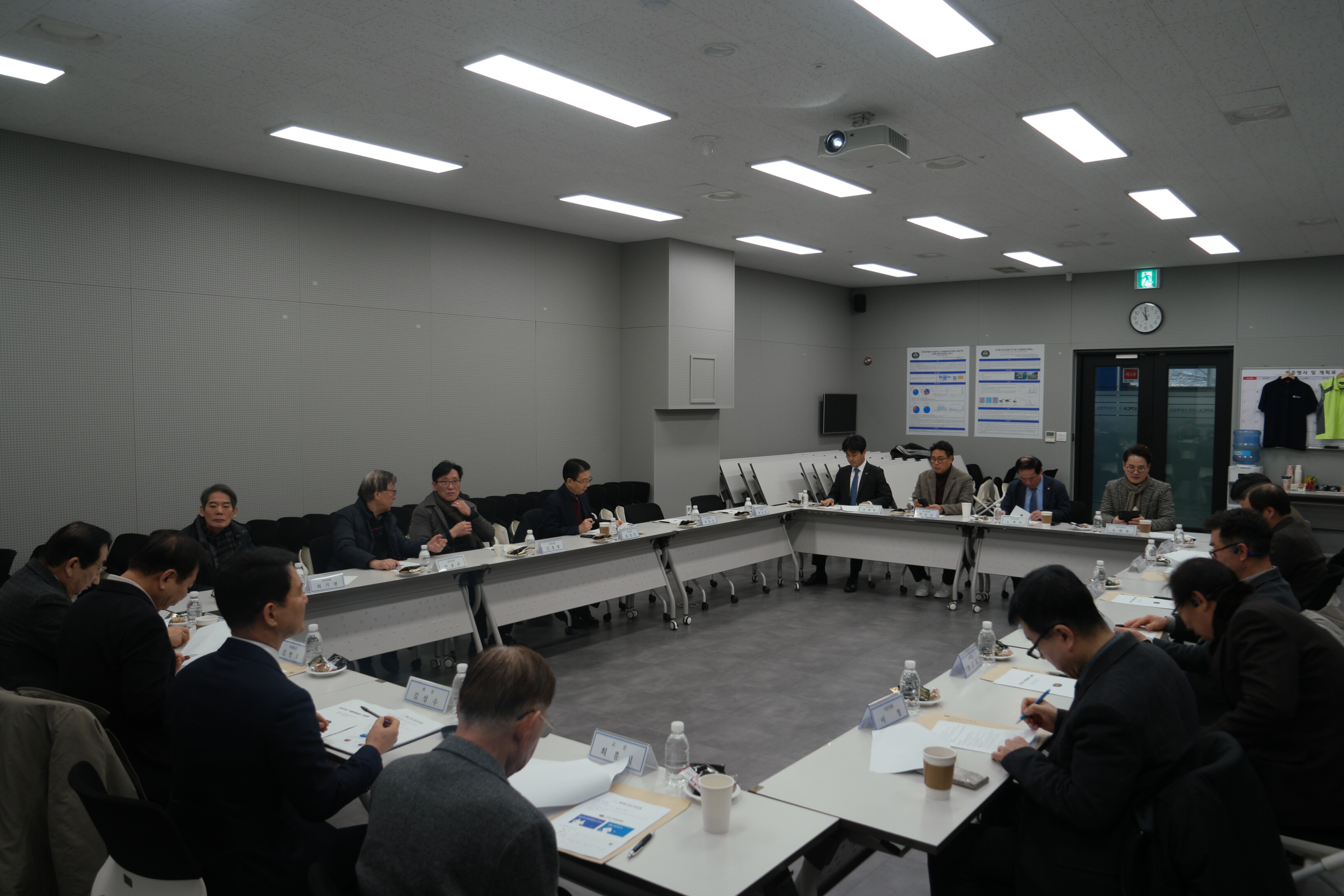 게시판 본문의 첨부파일 이미지입니다. : 역대 회장·전문위원·자문위원 간담회_3.JPG