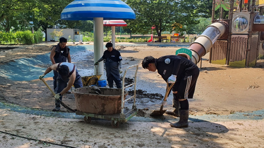 게시판 본문의 첨부파일 이미지입니다. : 22-8월 수해지역 봉사5.png